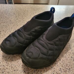 Merrell Mens SZ 9 Waterproof Hiking Shoes